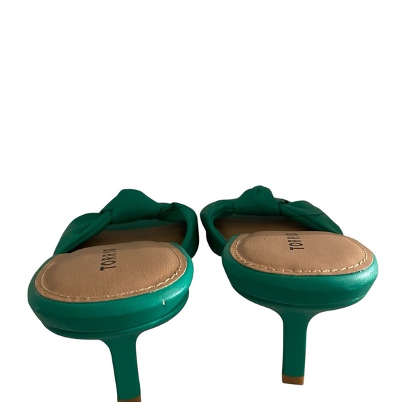 NWT Torrid green mules with the kitten mules. - Picture 2 of 3